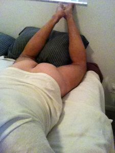 Booty On Da Bed