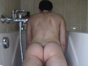 butt in bath