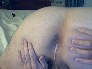 cum running out of my ass after 4 buds filled it when i was in austin