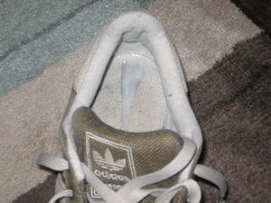 Cum in Adidas
