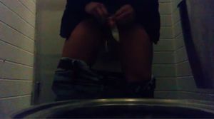 HOT KINKYNOTABOOMENSEX USED CONDOM TO PLAY WITH