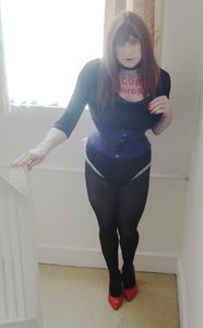 CUM WHORE  I Adore having PENISES RAMMED UP ME shooting CUM DEEP INSIDE ME