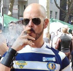 Berlin-CigarRugby0.jpg