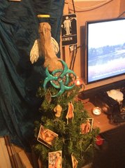 Traditional tree topper and pornaments