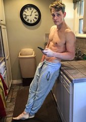 bdsmlr-149572-UEr78S4rHK.jpg