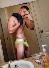 bdsmlr-295659-2C861jmoh3.jpg