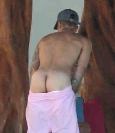 Justin Bieber naked