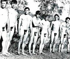 80bef76df45ce0977d2e6525f757a3ef--skinny-dipping-military-men.jpg