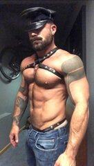 Leather23.jpg