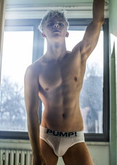 love his PUMP! gear!   whatcha think - does he pump or get pumped?  :->