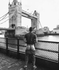 never saw THAT in the travel books!