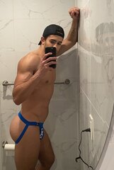 oh fuck me .. i just fuckin love jockstraps!