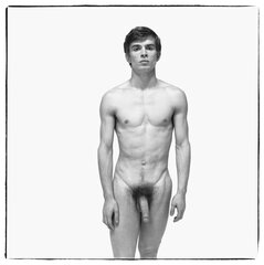 richard-avedon-rudolf-nureyev-1961-web.jpg