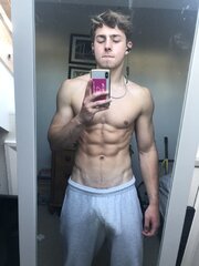 tumblr_3d9c42703c770532d2af04134d7e1f04_18713dce_640.jpg