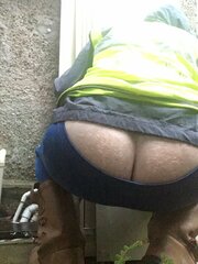 Jonny showing off his Builder's bum
