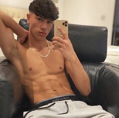Stud1.jpg