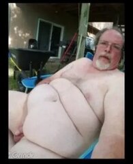 Screenshot_20210109-133920_Grindr.jpg