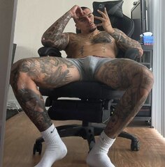 thighs79f.jpg