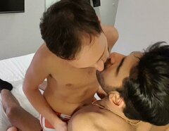 Hot Kiss.jpg
