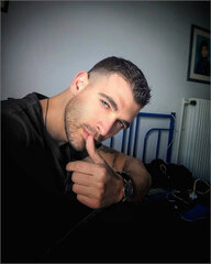 here's looking at you ..