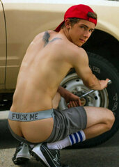 wonder how many times he has flashed that!