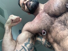 Bicep Tits.jpg
