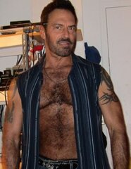 079ae89d16ff24965b9410b861a0df42--moving-man-hairy-chest.jpg