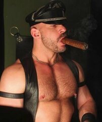 LeatherGuyz00020.jpg
