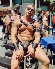 LeatherGuyz0539.jpeg
