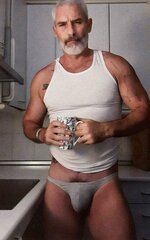 bdsmlr-10772258-xSiKJo95X7.jpeg