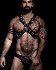 LeatherGuyz1017.jpg