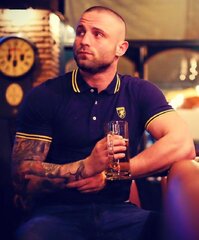 R70 - Sexy Pint.jpg