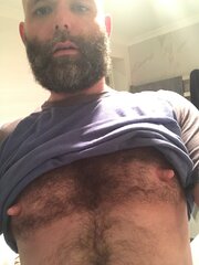 Tits12.jpg