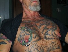 Tits14.jpg