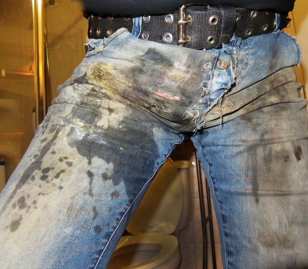 Anyone like Filthy Jeans Bulges?