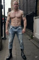 bdsmlr-11481877-hBJU4ZC7re.jpg