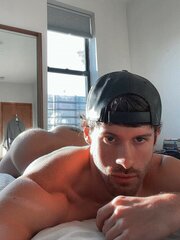 eyes and ass .. :->