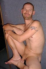 Poz tatt red head - nice semi.png