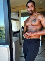 Isiah Maxwell  @isiahmaxwell