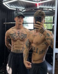 Williwhey @whey_willi (on the right)