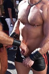 LeatherGuyz225.jpg