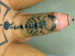 scorp claws on hood.jpeg